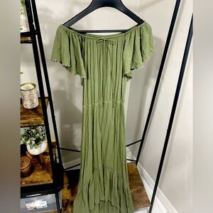 Off the Shoulder Time and Tru High Low Beach Dress (Size Small) 4-6